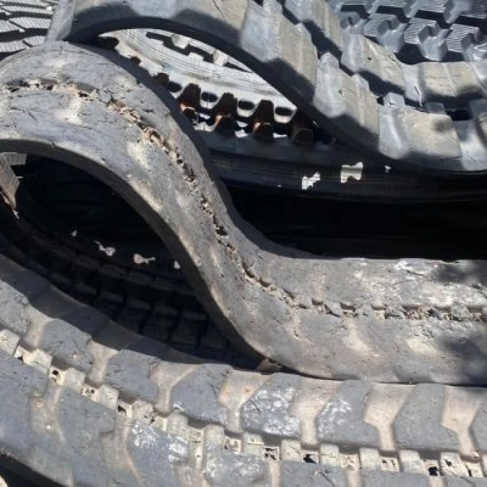 Gummikette abgefahrenes Profil